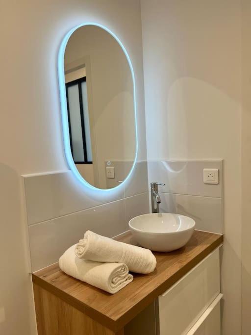 Apartamento Montpellier Centre - La Fenetre De L'Ecusson Exterior foto